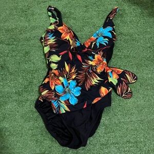 Croft&Barrow One Piece Floral Bathing Suit